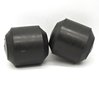 Verschleißbeständige Ölspargummi vom Typ H 3/8"-5/8" zur Reinigung von Drahtleitungen.