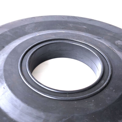 Industrielle Gummibohrrohre Wiper 9-Zoll Flat NBR HNBR Stripper für 68mm ID Öl- und Gasrohren